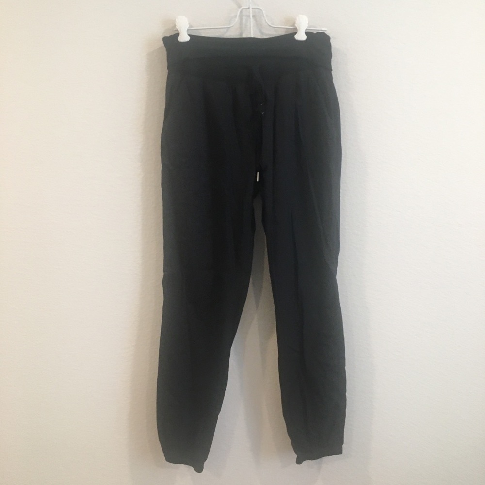 Aerie black stripe jogger/windbreakers size small
